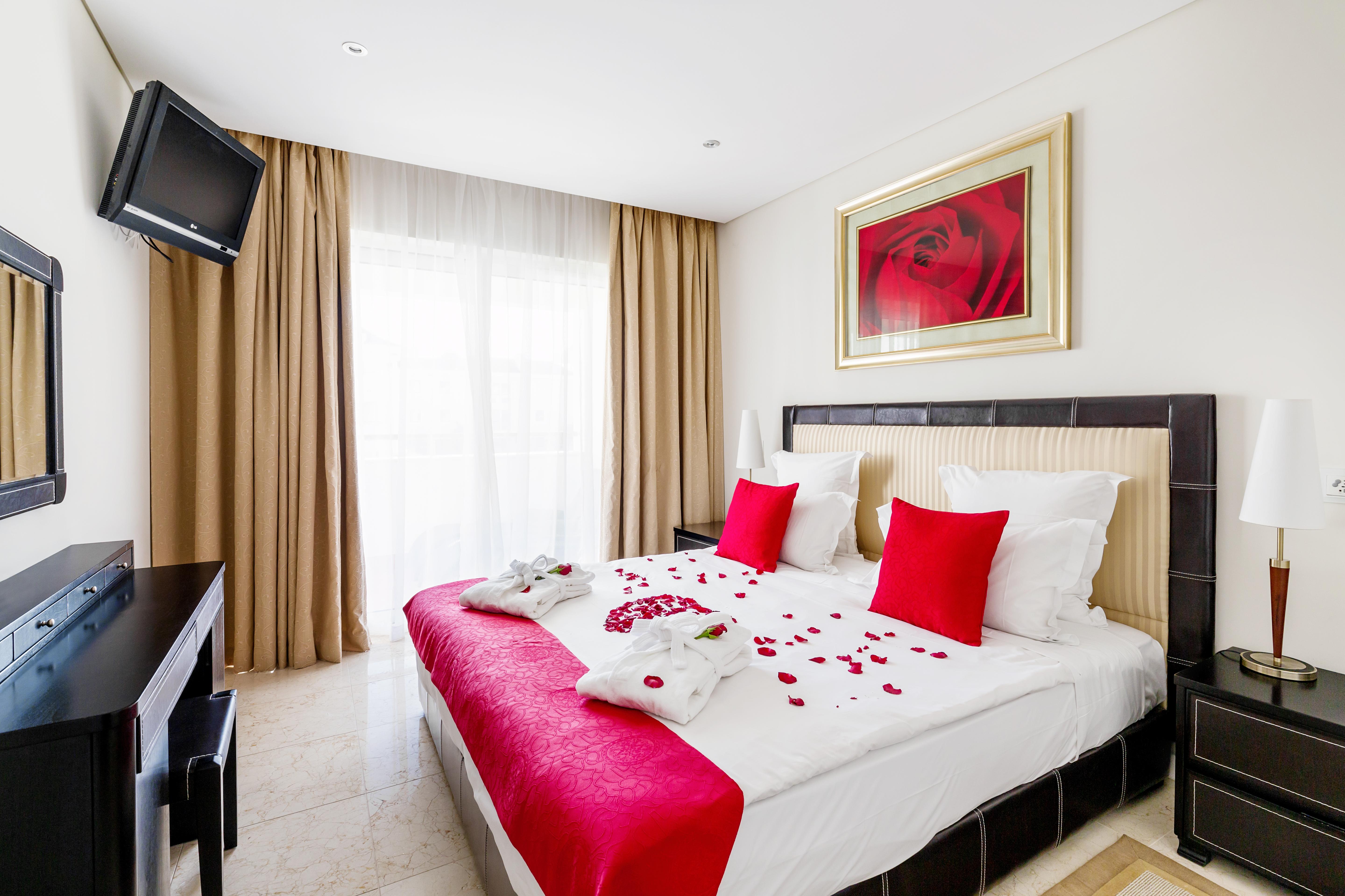 1 Bedroom, Luxury, Apartment, Balcony or Terrace