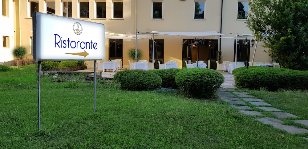 Terme Di Castel San Pietro 52/56