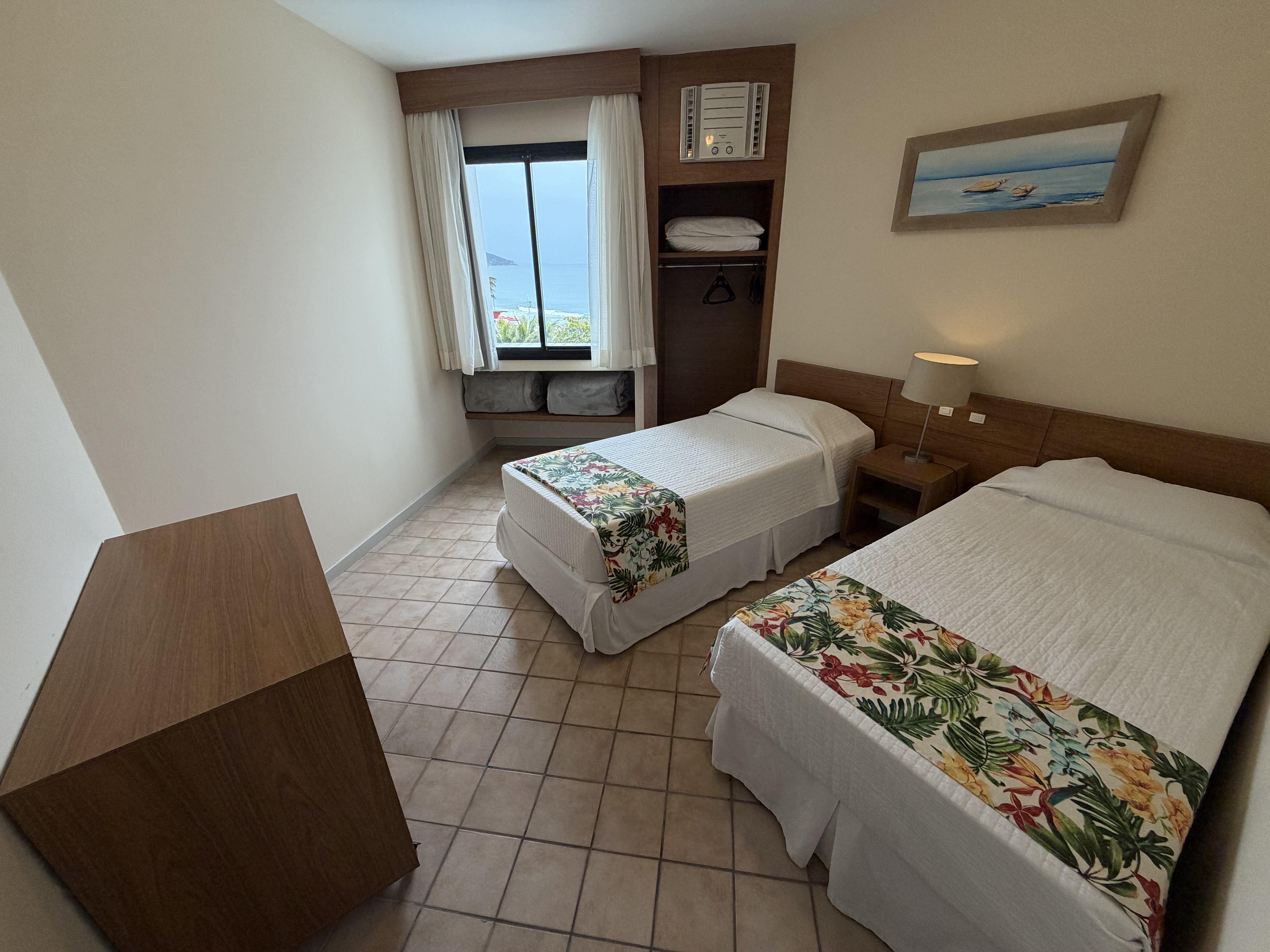 Master, Suite, 4 People