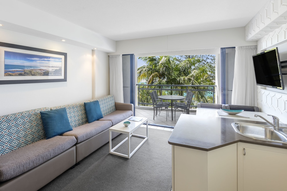 Ramada Resort by Wyndham Golden Beach 27/40