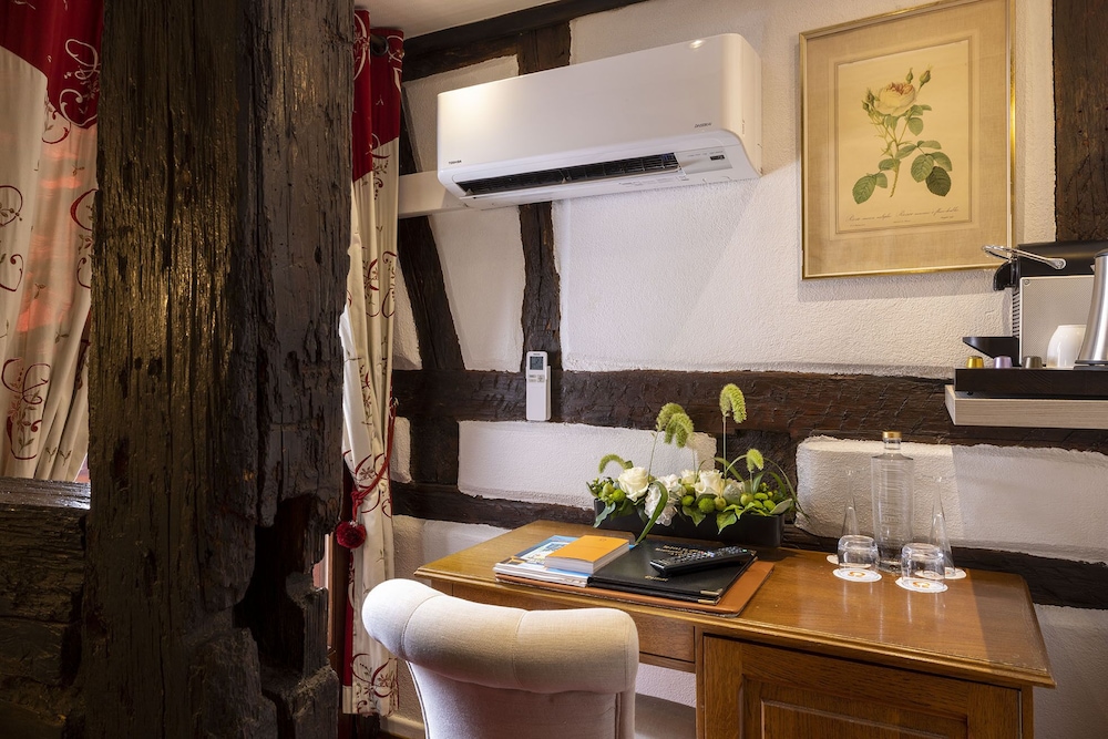 Hotel Le Marechal 8/50