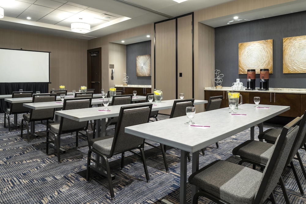 RESIDENCE INN BOSTON CONCORD 48/59