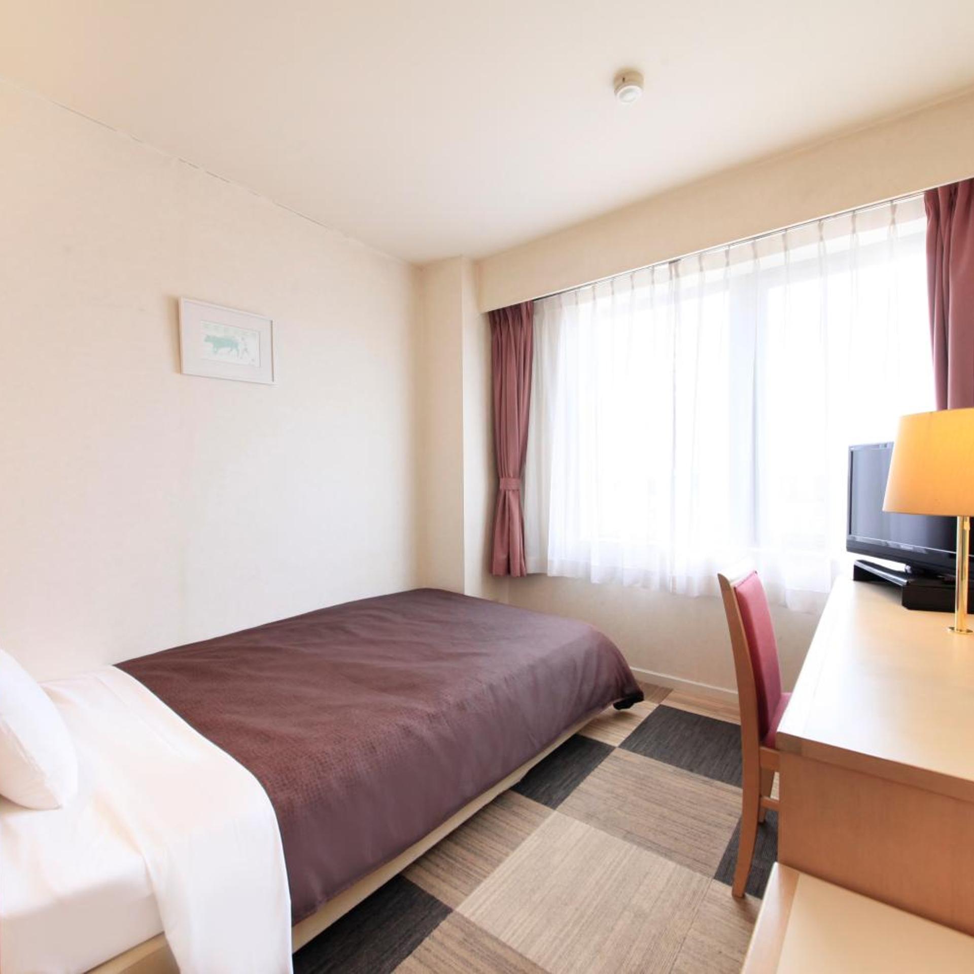 Room, Single