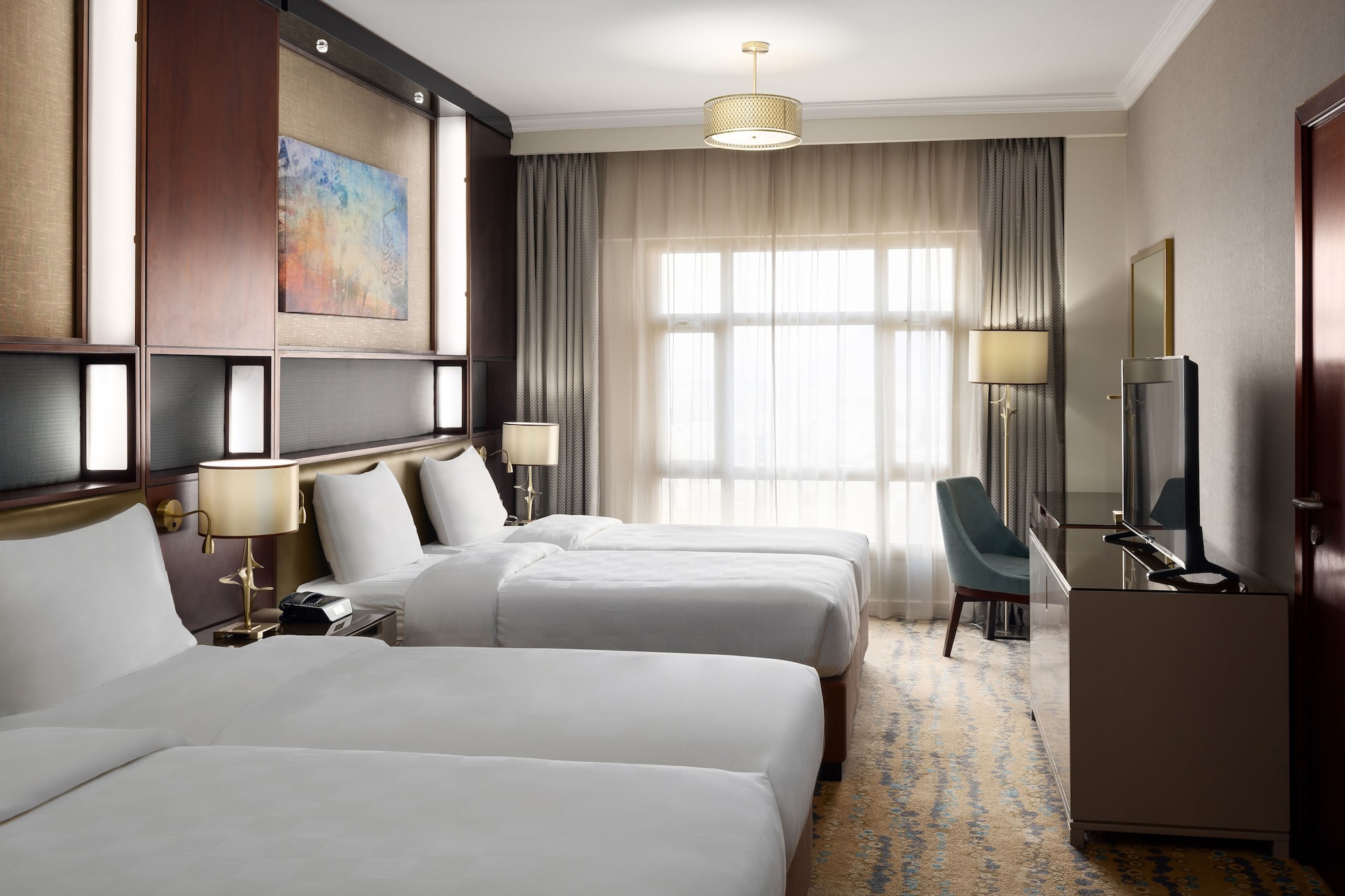 EXECUTIVE, TWIN BEDS
