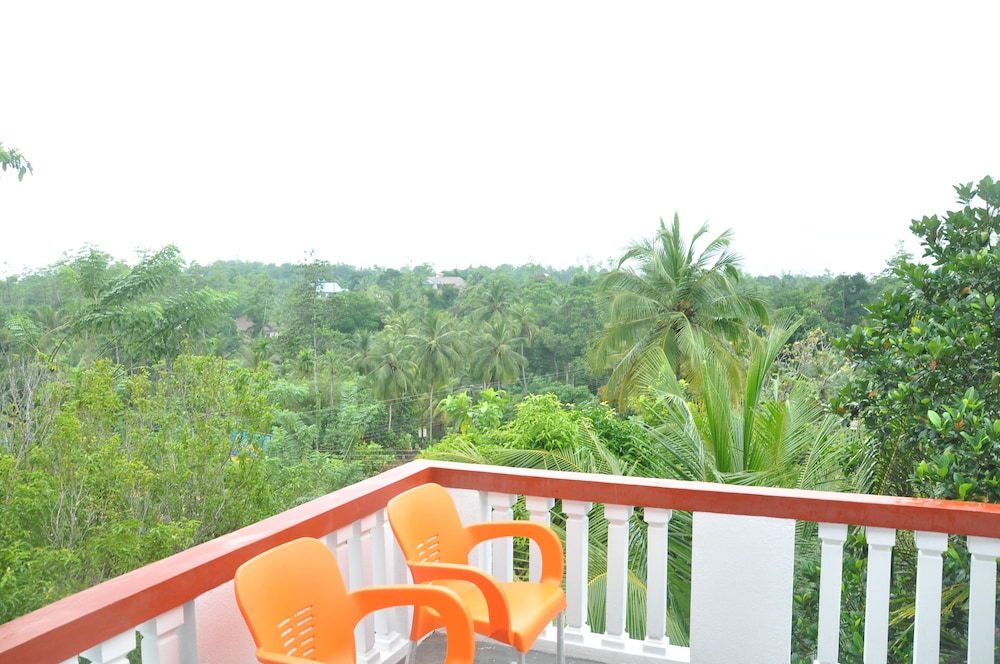 Kurumba Hills 13/17