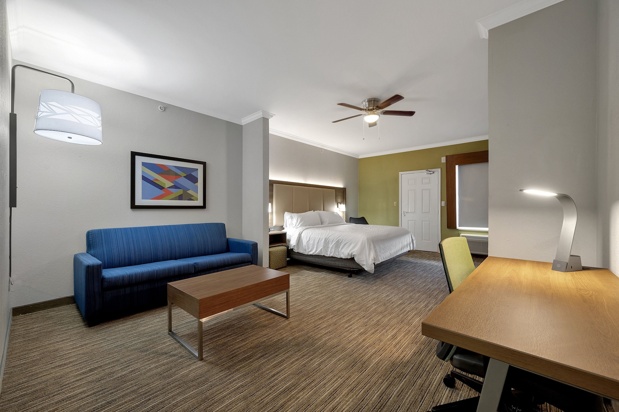 Suite, King Bed, Extra Floor Space, Balcony