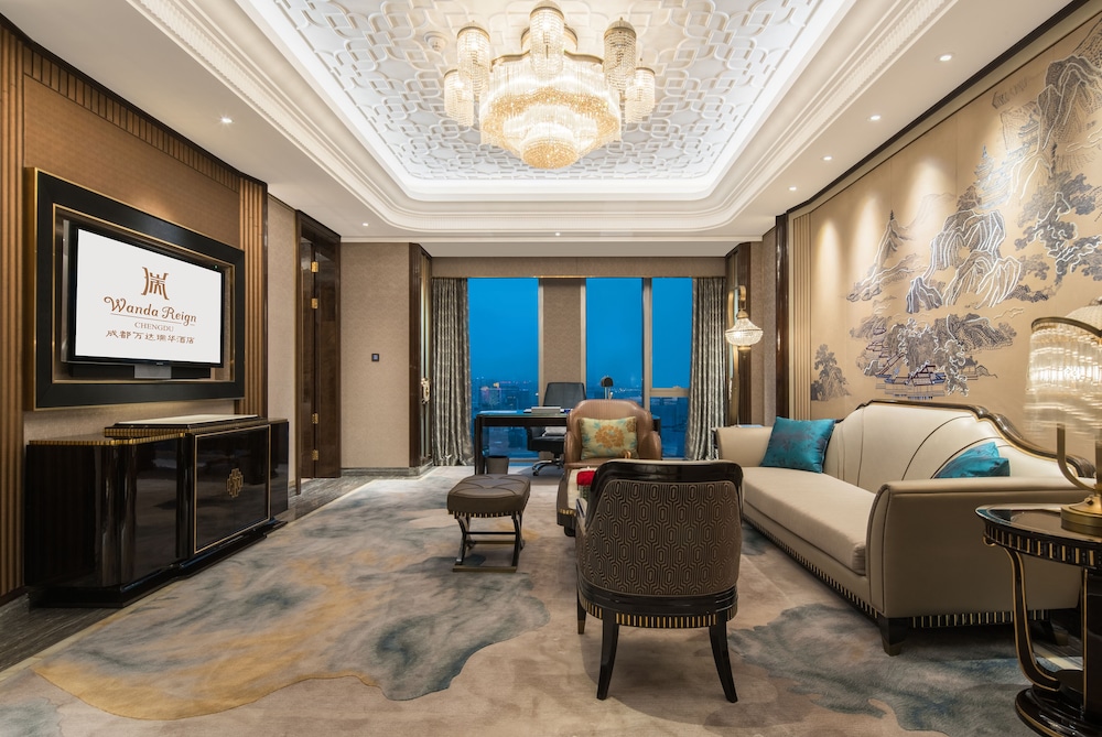 Wanda Reign Chengdu 25/45