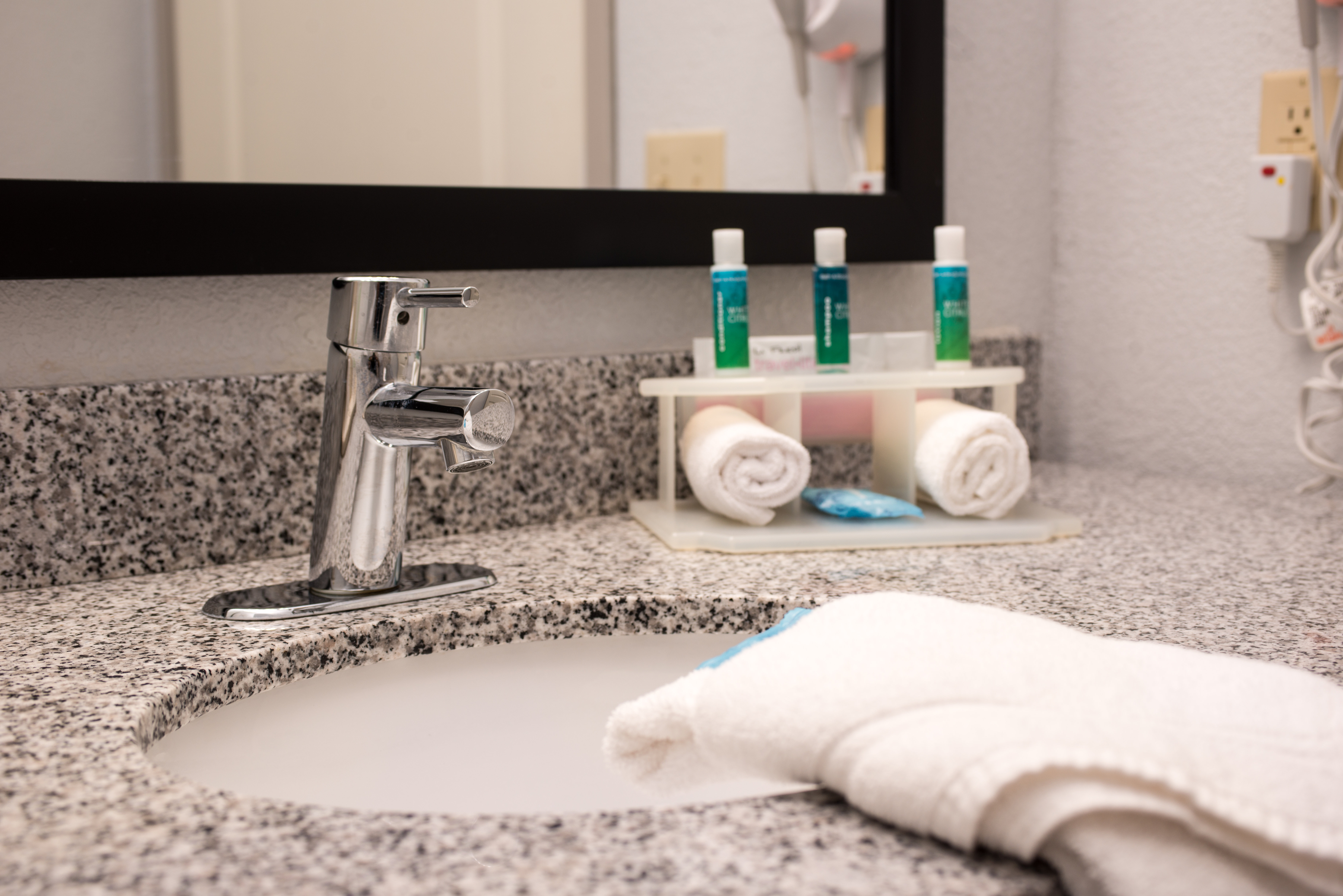 جناح بسرير كينج، Holiday Inn Express Hotel Suites Alamogordo Hwy 54 70 3/3