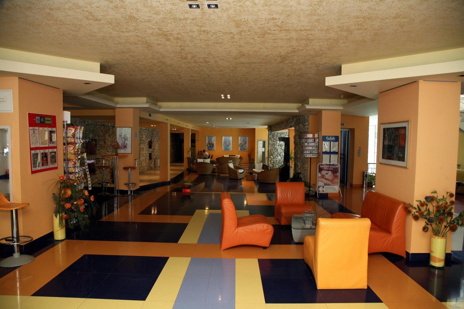 Koral Hotel 37/51