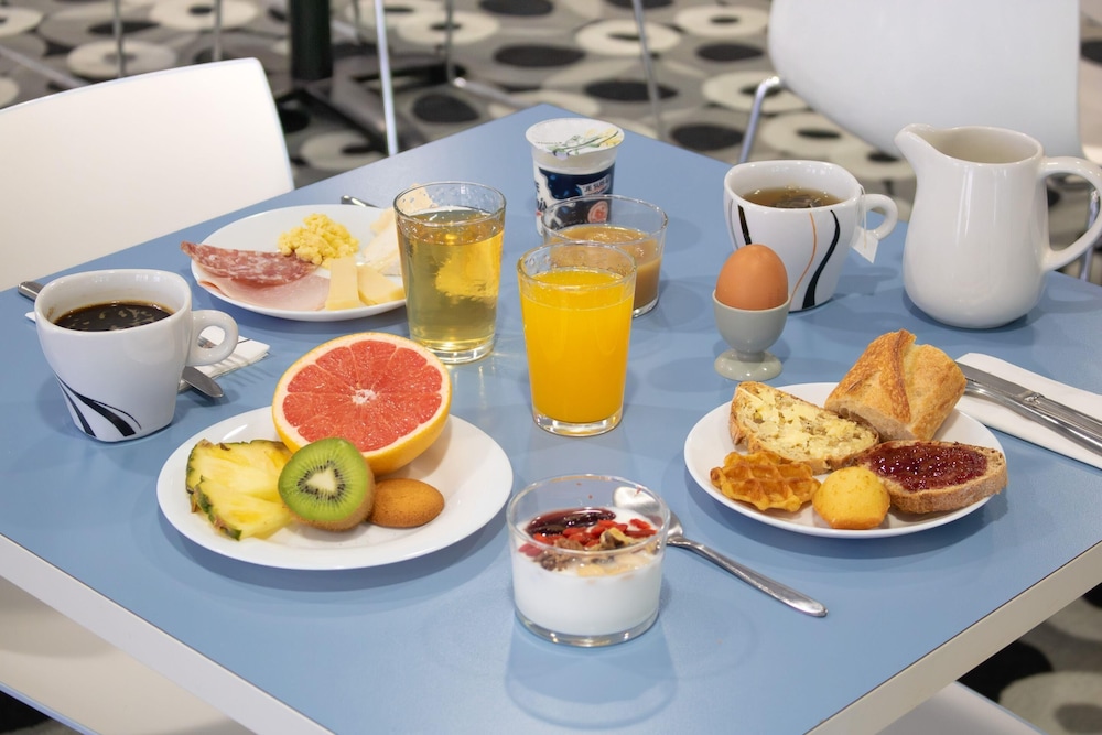 Brit Hotel Macon Centre Gare 36/50
