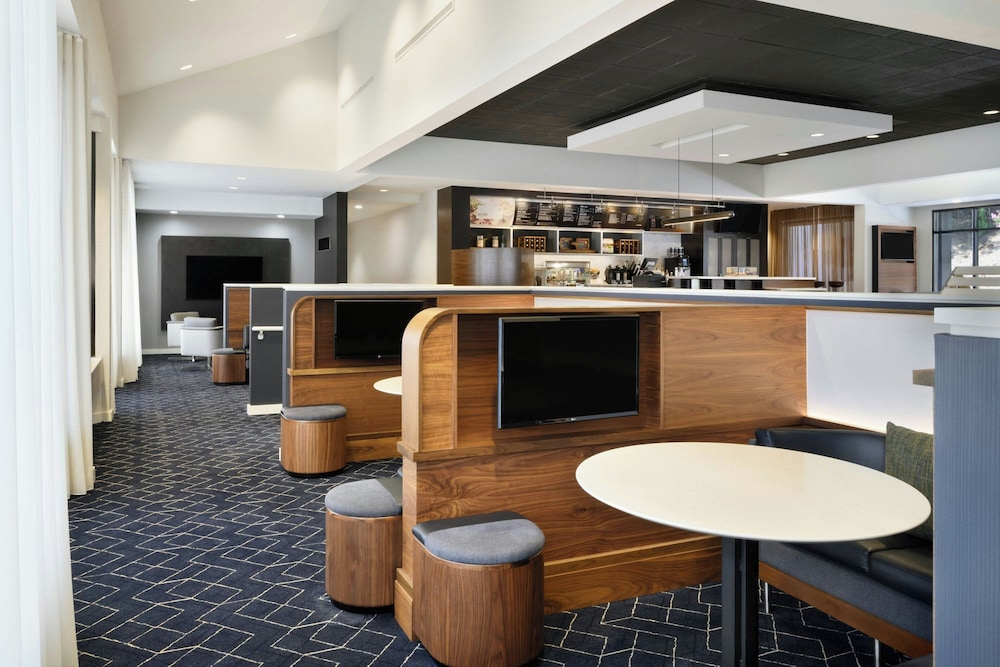 Courtyard by Marriott Atlanta Duluth/Gwinnett Place 42/52