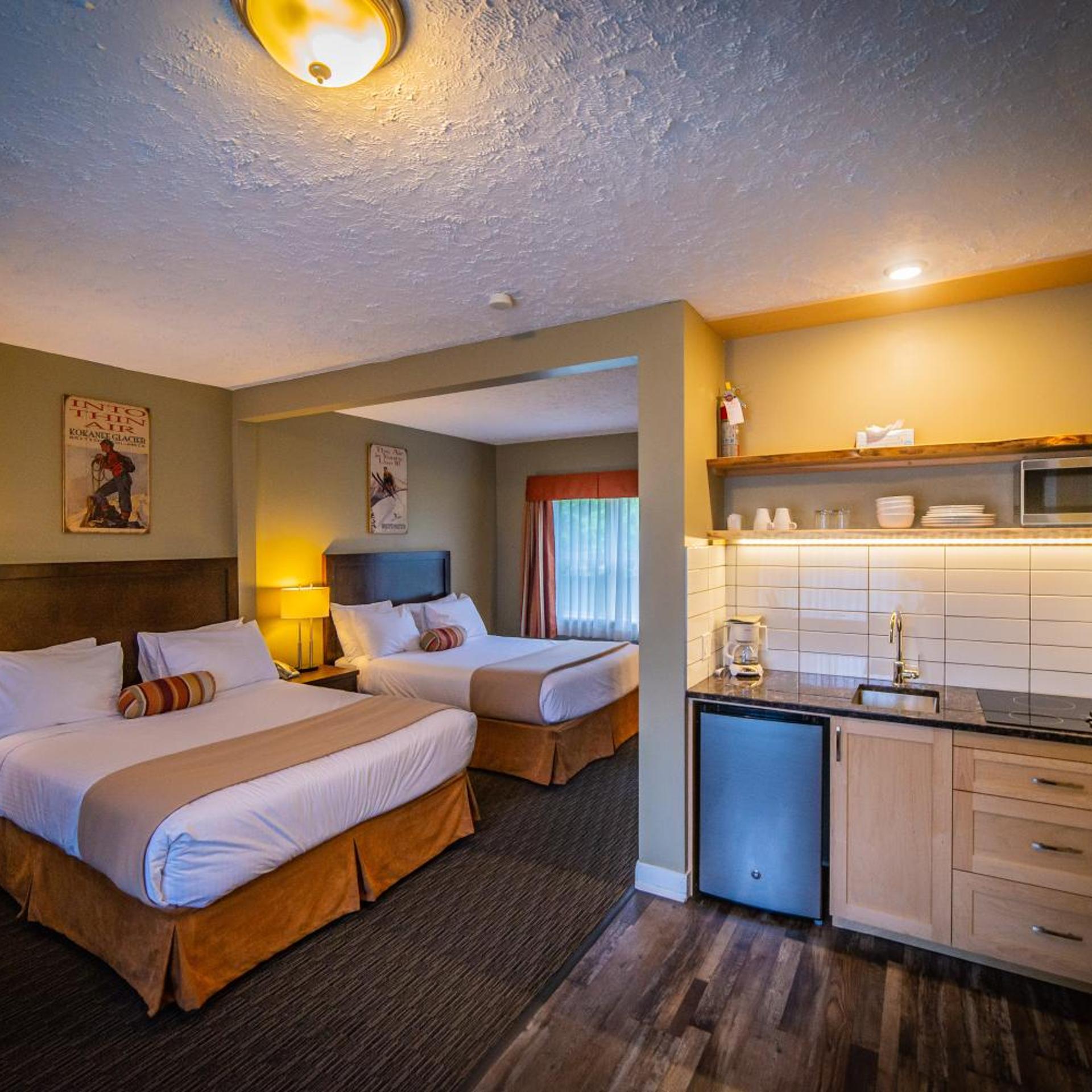 Alpine Inn & Suites 8/50