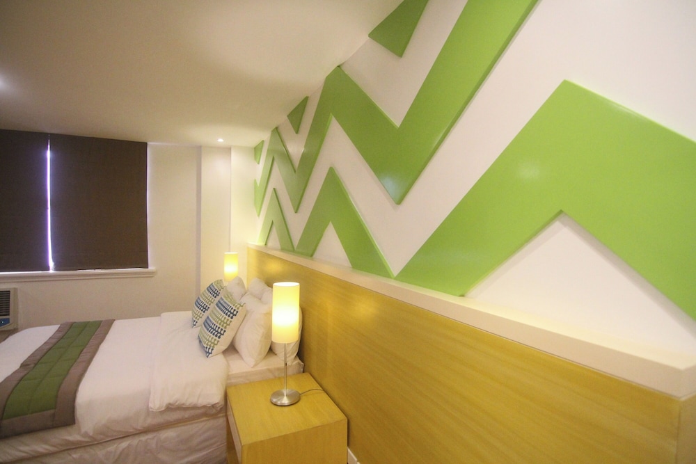 Bryan Condominium Suites 50/66