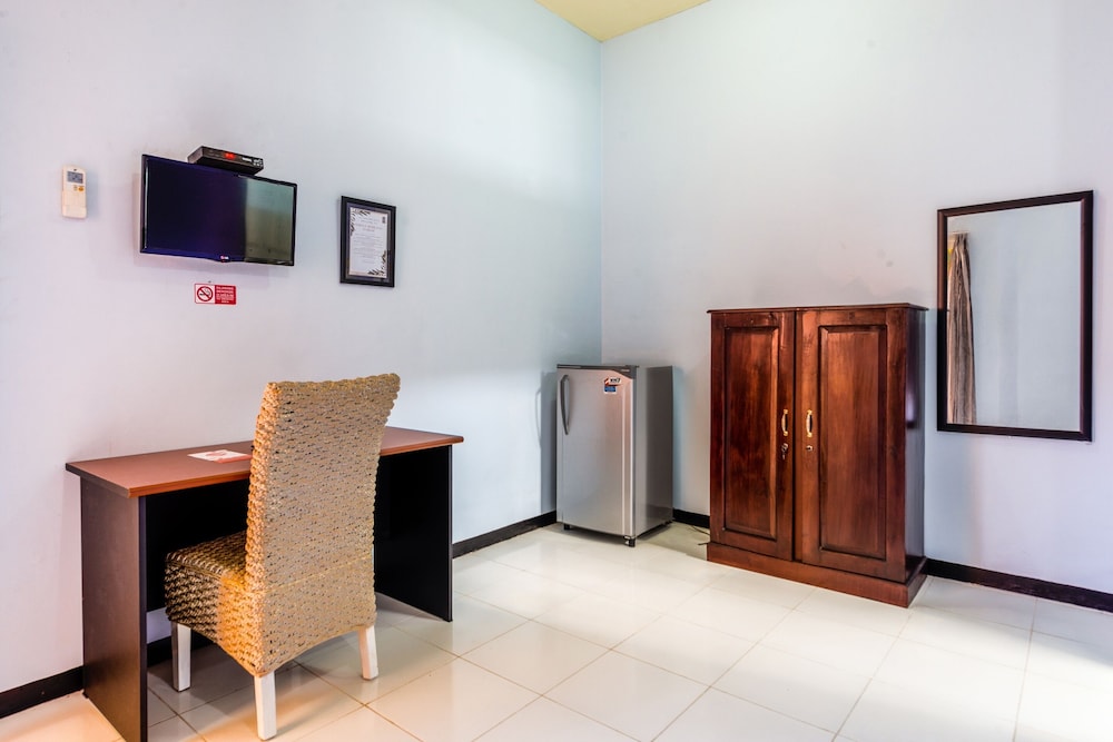 OYO 3387 Nakula Homestay Syariah 15/19