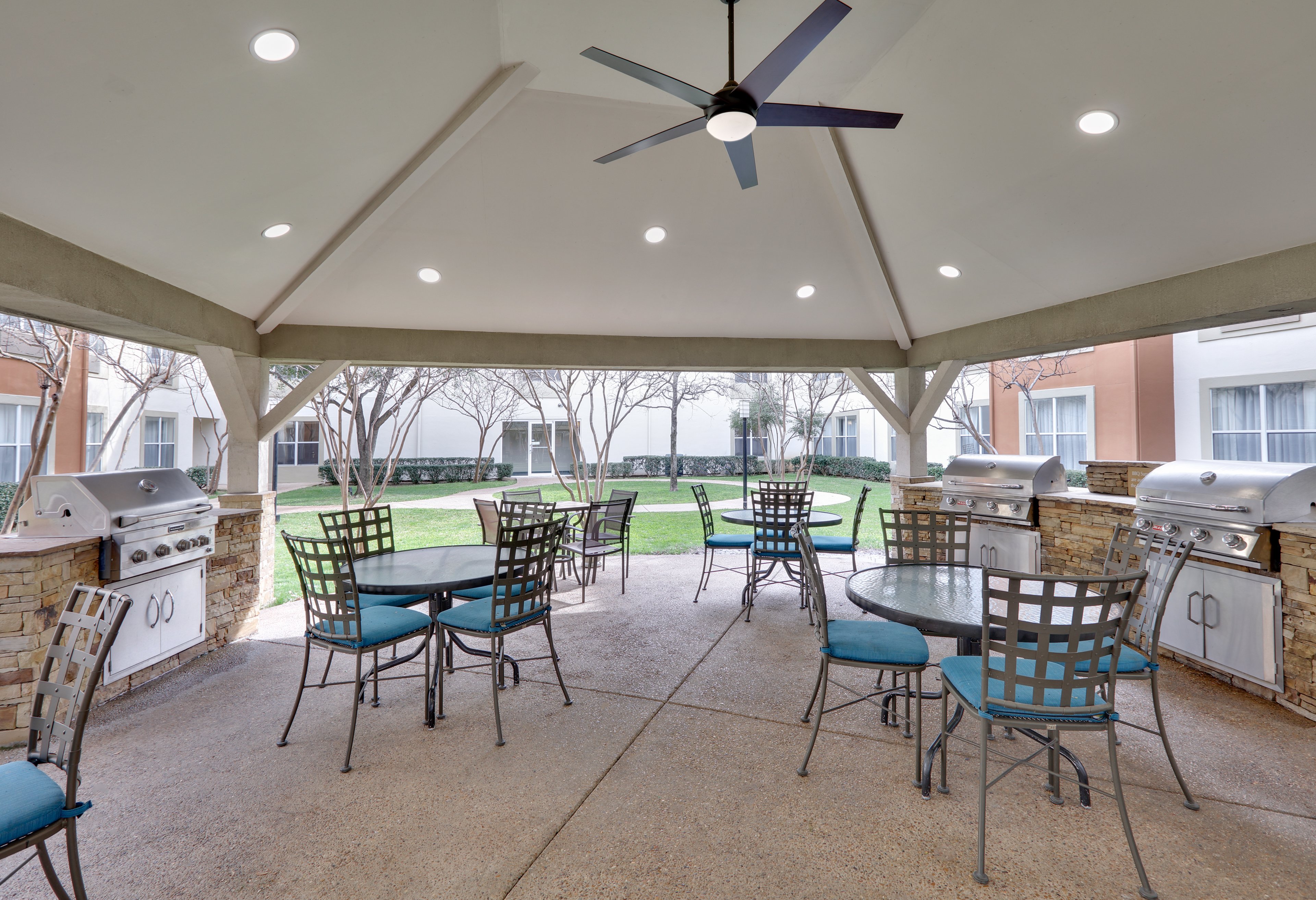 Candlewood Suites Dallas Market Cntr-Love Field 15/22