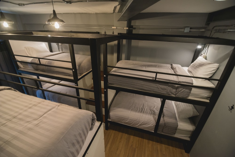 Chernchan Hostel 17/37