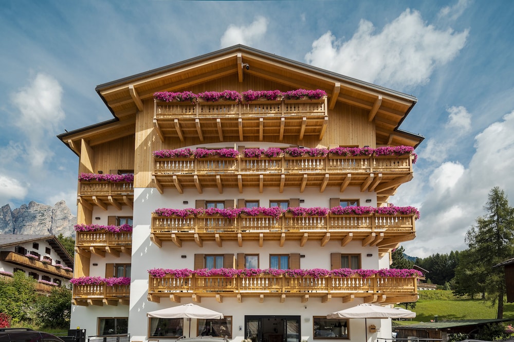 Camina Suite & Spa 2/50