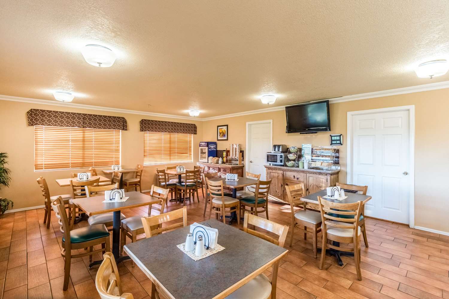 Quality Inn Casa Grande I-10 34/40