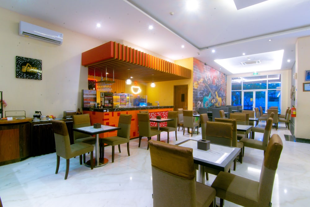 Front One Hotel Purwodadi 50/72