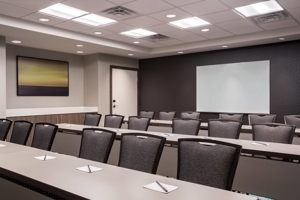 RESIDENCE INN WHEELING-ST. CLAIRSVILLE, OH 47/51