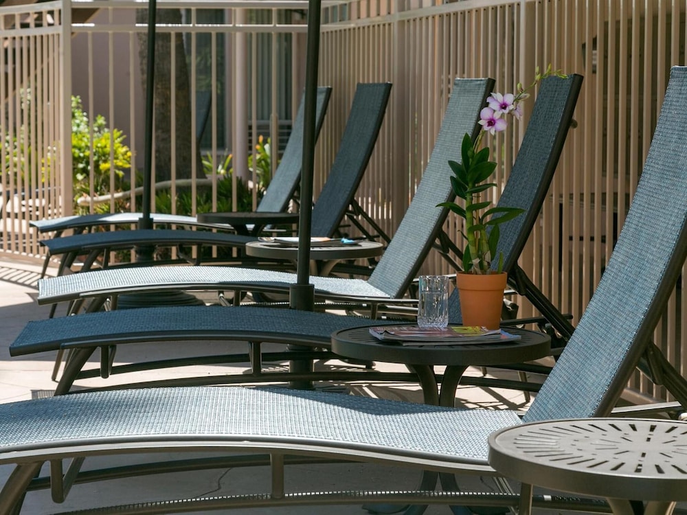 La Jolla Riviera Inn 27/45