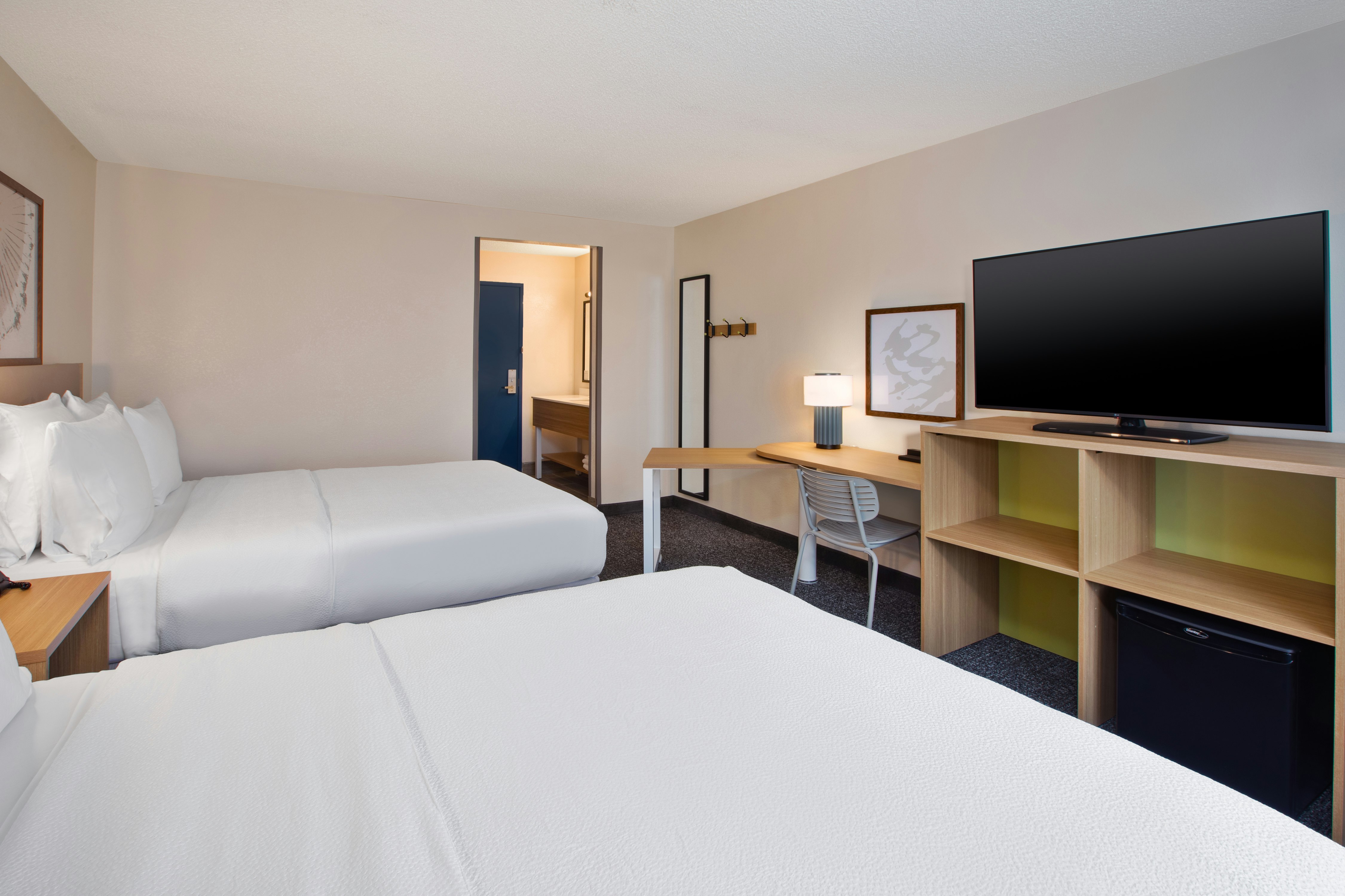 Room at Spark by Hilton Walker Grand Rapids North, GRAND RAPIDS - MI