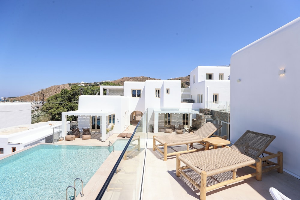 Life Suites 34/41