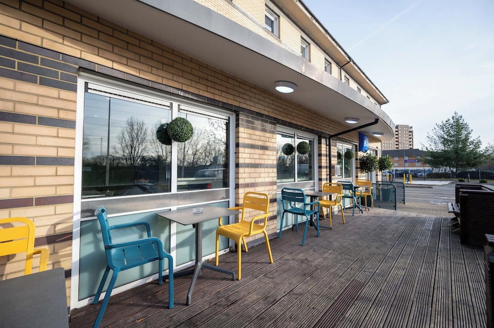 Ibis Budget London Barking 20/48