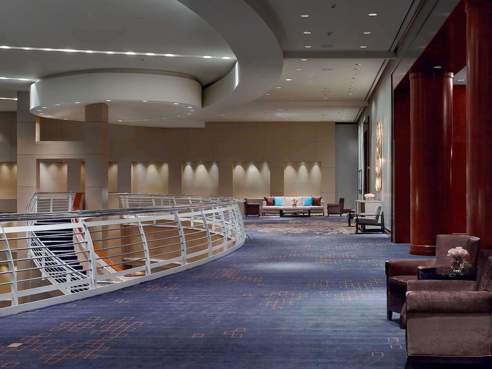 Royal Sonesta Houston Galleria 12/57