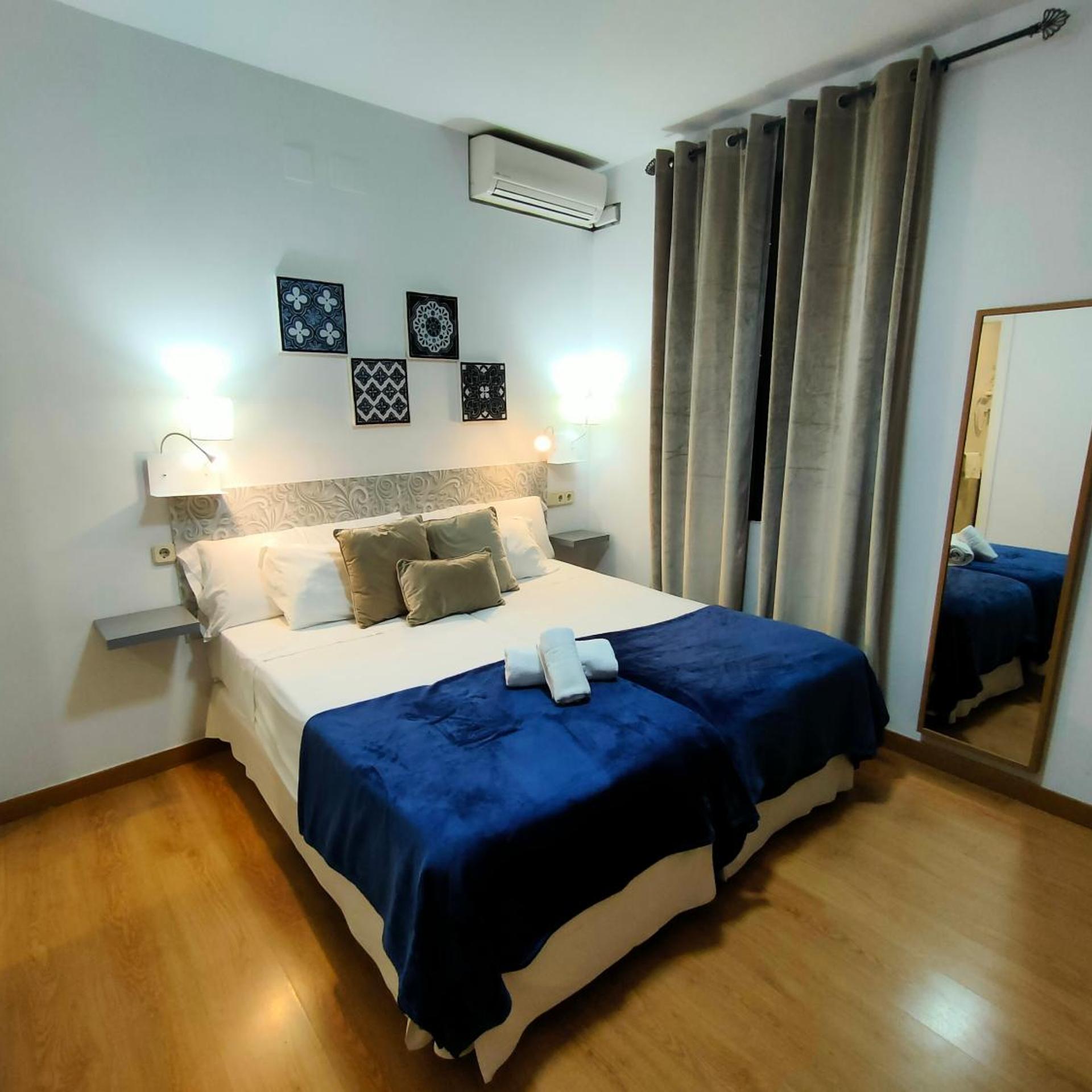 Zaida Hotel 24/50