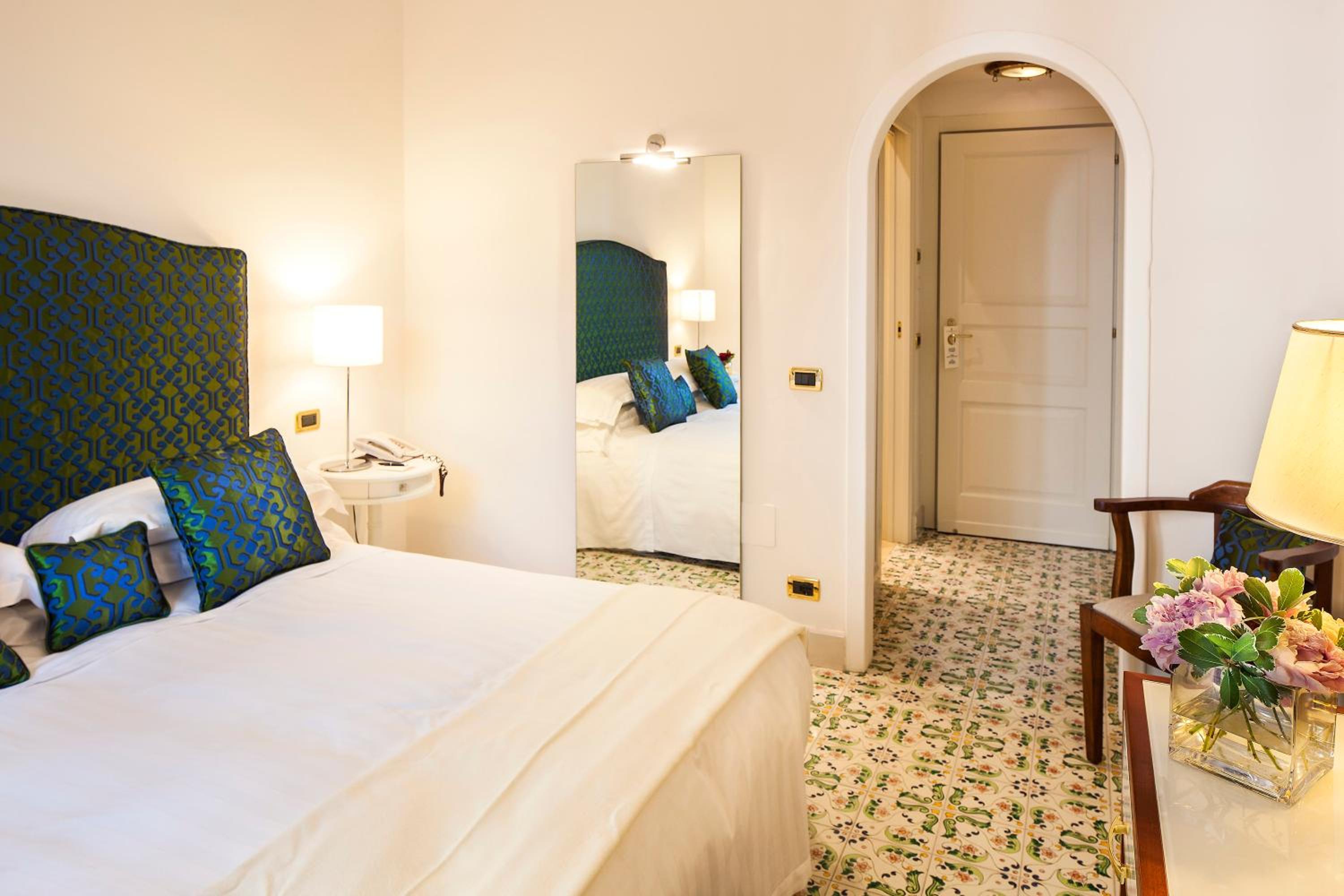 غرفة كومفورت بسرير مزدوج، Albergo San Montano 4/7