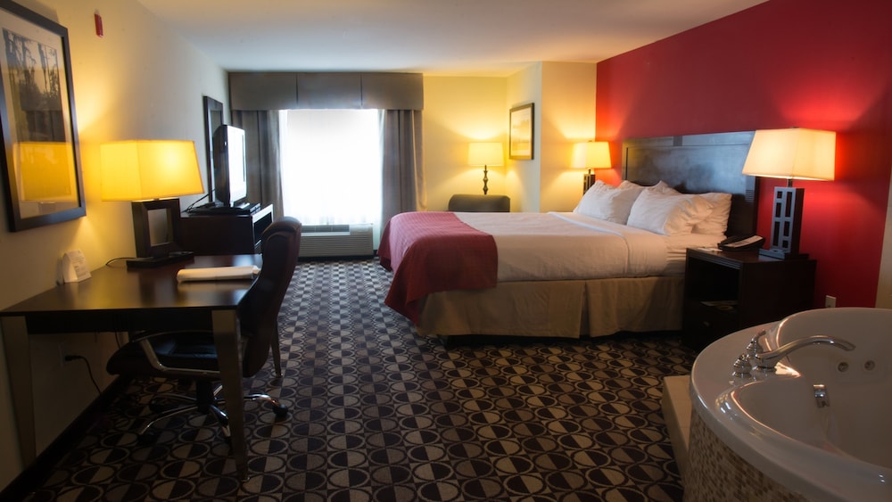 Holiday Inn St. Louis Fairview Heights 16/72