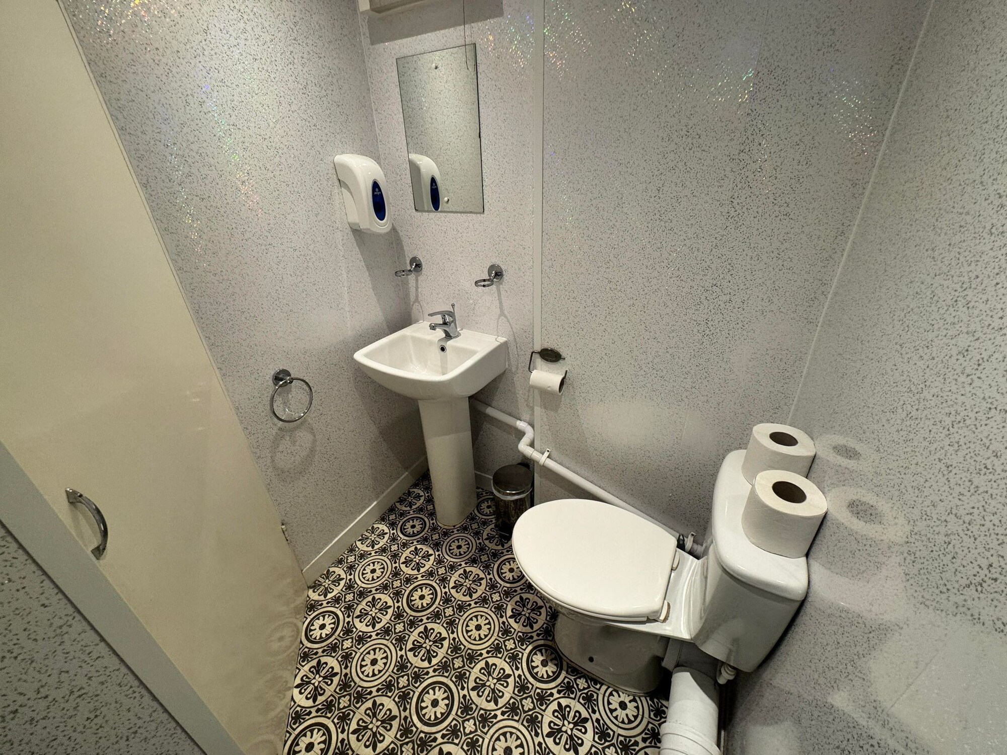 Bronze, Single, Single Bed, Small, The Jubilee Hotel 6/7