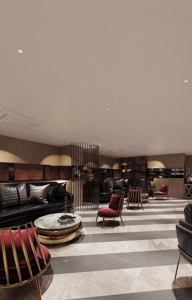 Splendid Secret Hotel 40/50