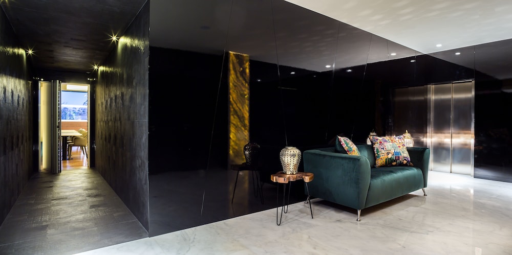 4615 Hotel 38/70