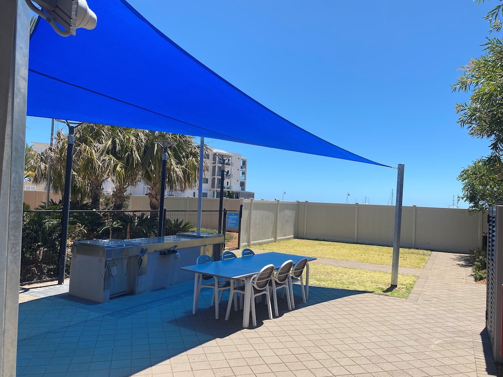 Mantra Geraldton 6/65