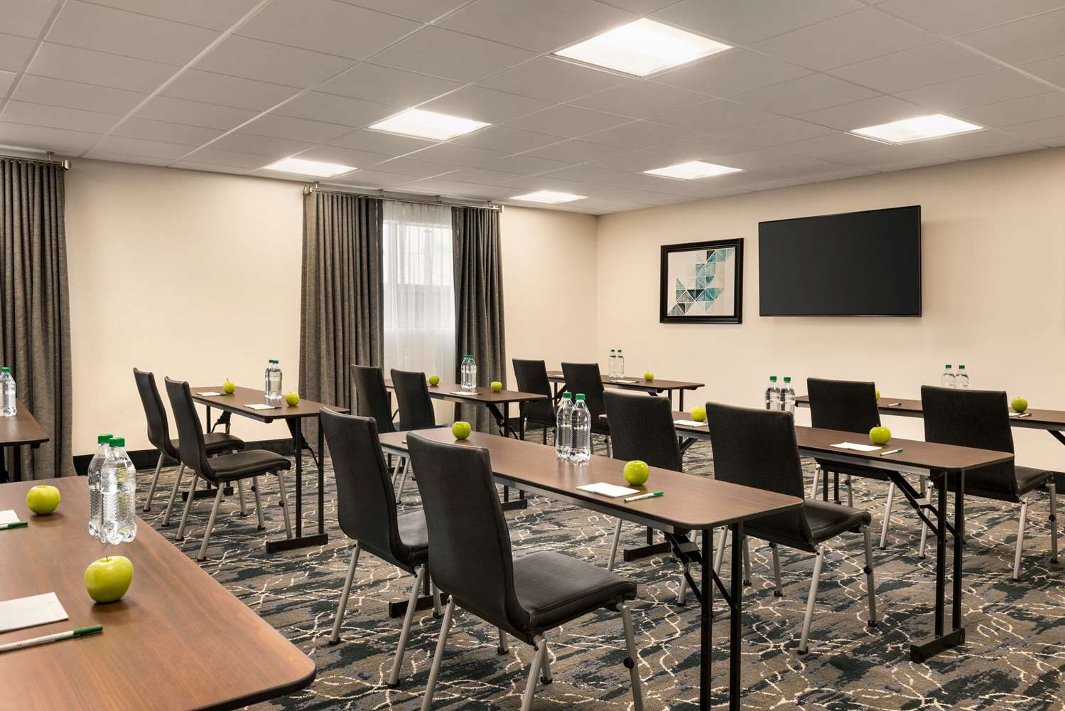 La Quinta Inn And Suites By Wyndham San Luis Obispo Downtown 57/65