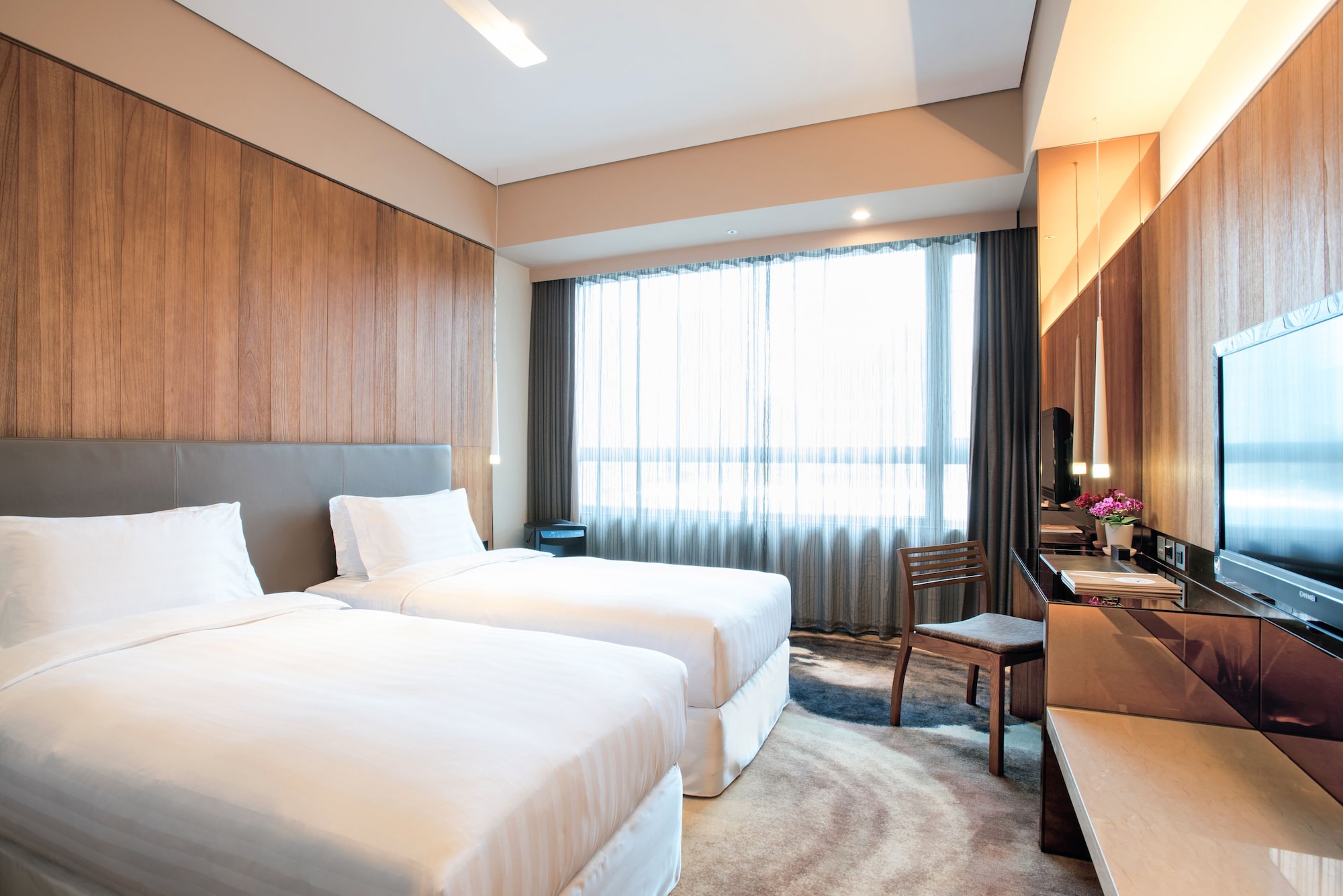 SUPERIOR, TWIN BEDS, ALLERGY FRIENDLY