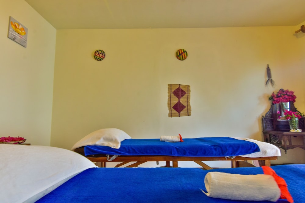 Kena Beach Hotel 16/64