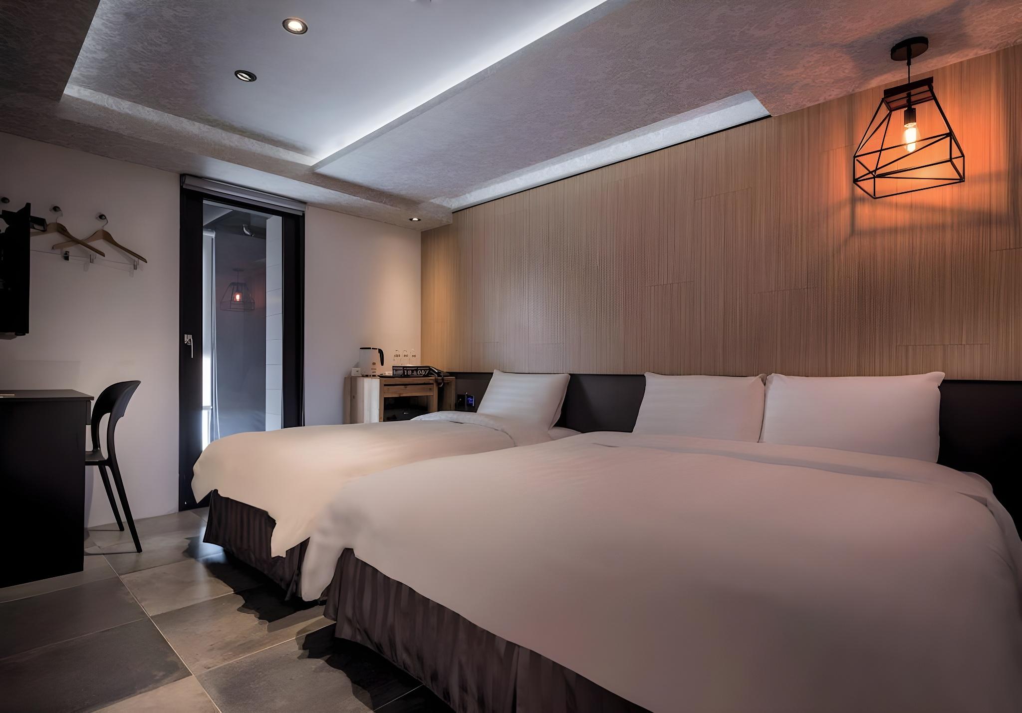 Classic, Triple, Single Bed