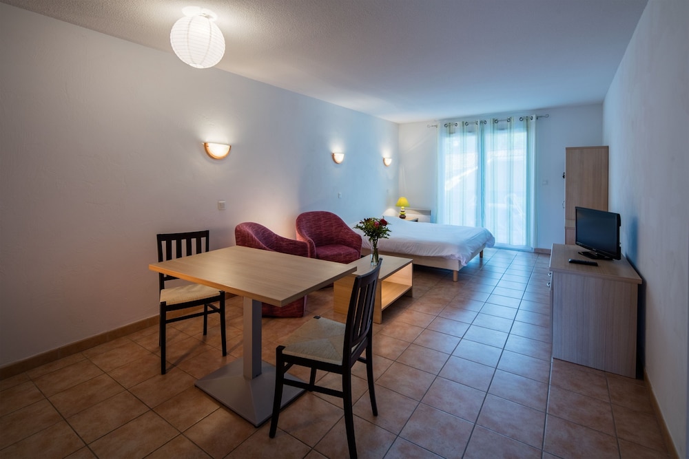 Vacanceole - Le Golf d Albret 33/57