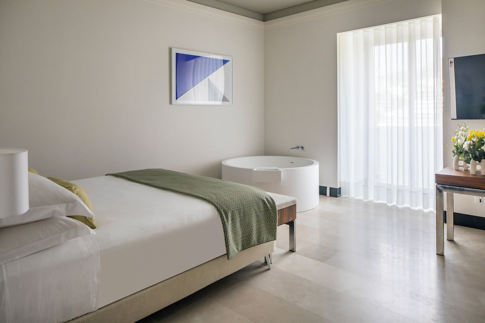 Spa, Suite, Double Bed, Adult Only