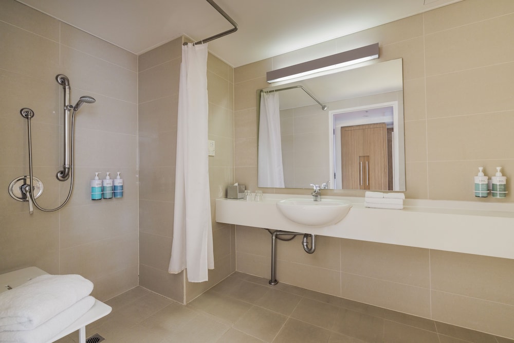 Novotel Sydney Olympic Park 46/48