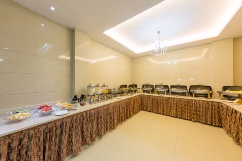 Rong Le Business Hotel 21/33