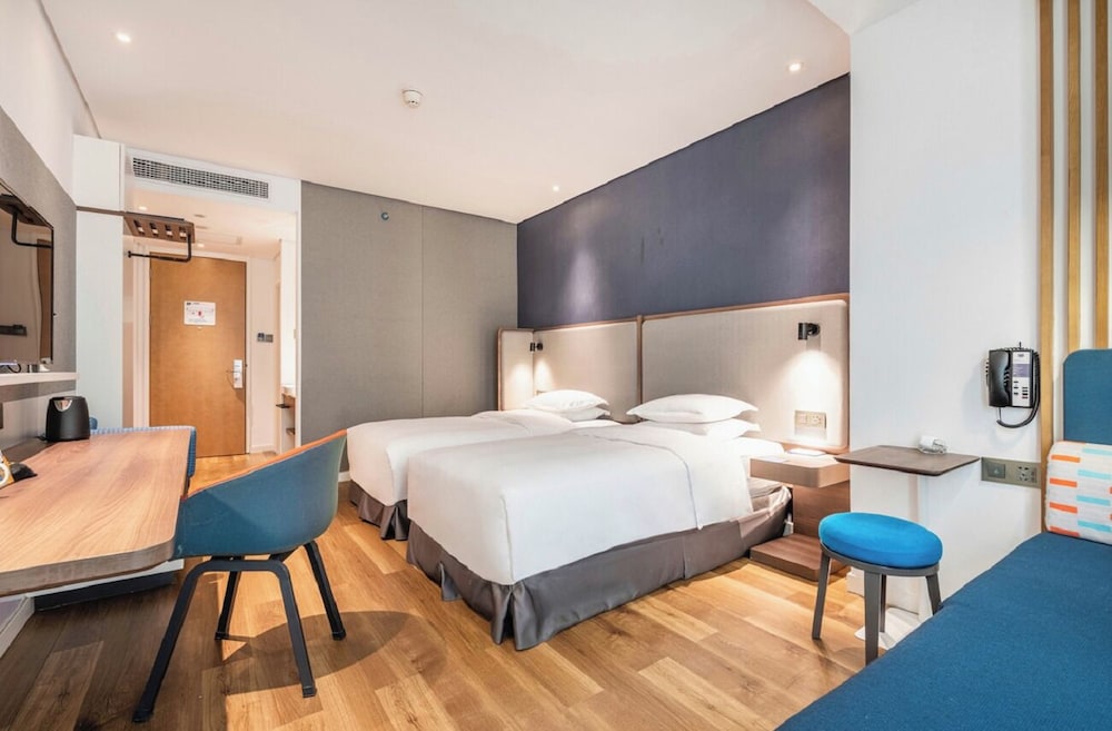 Specialty, Single Bed