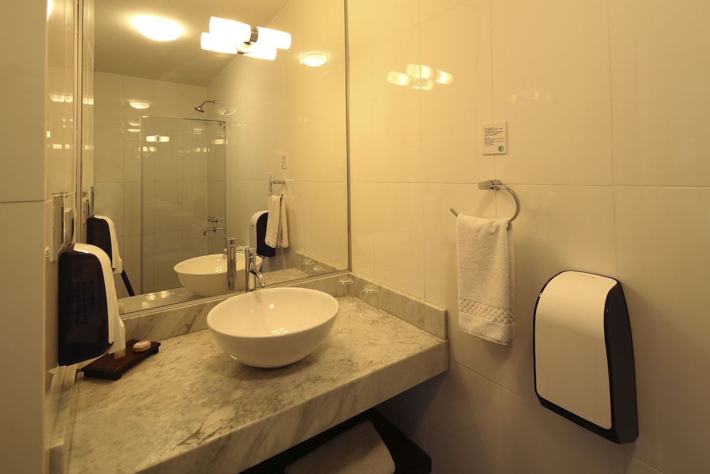CASA ANDINA STANDARD TALARA 12/57