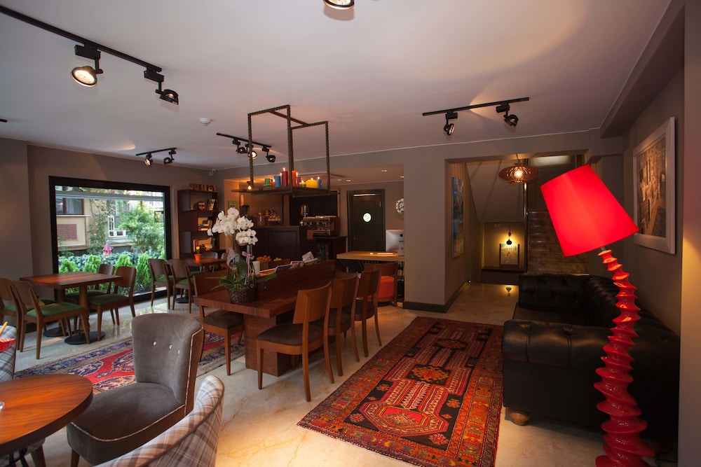 Juliet Rooms & Kitchen 21/36