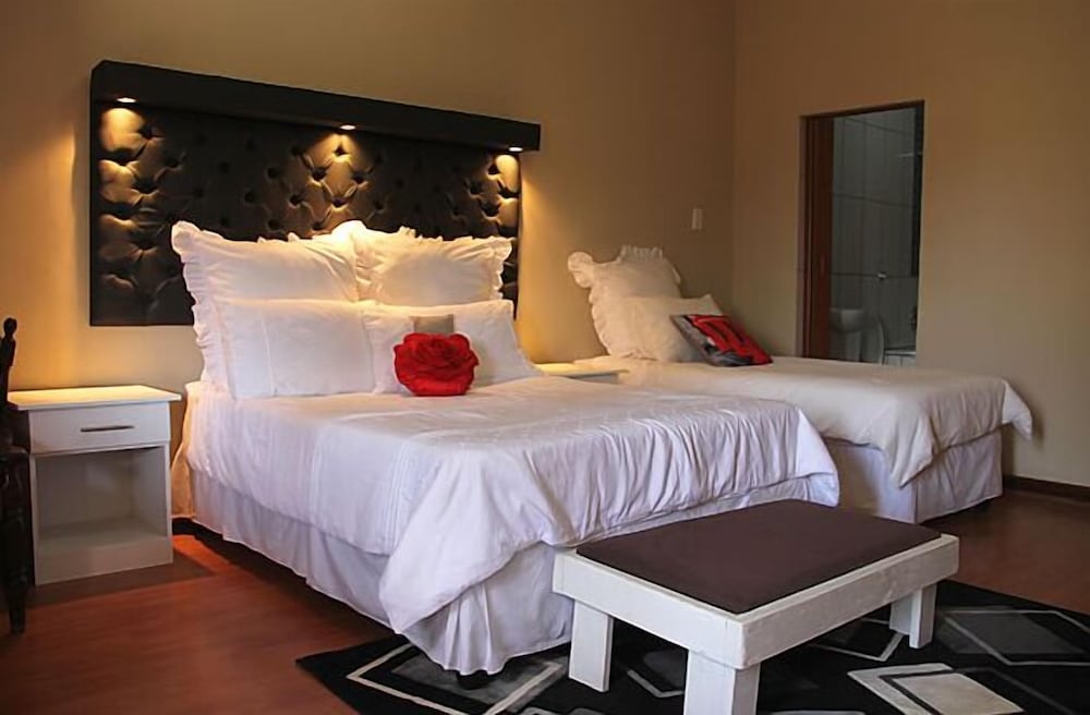 Airport Bed And Breakfast 5/33