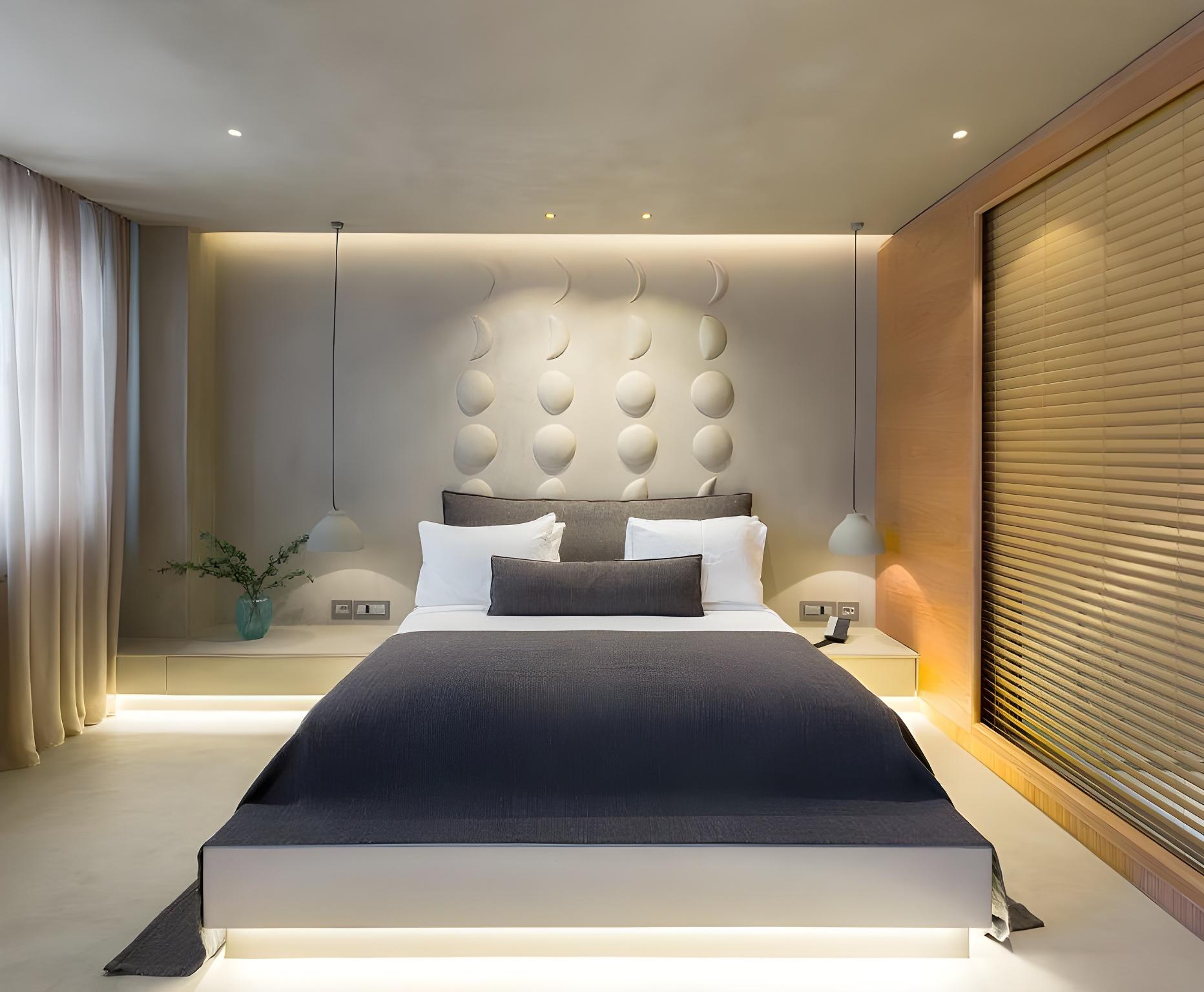 Deluxe, Single, Double Bed