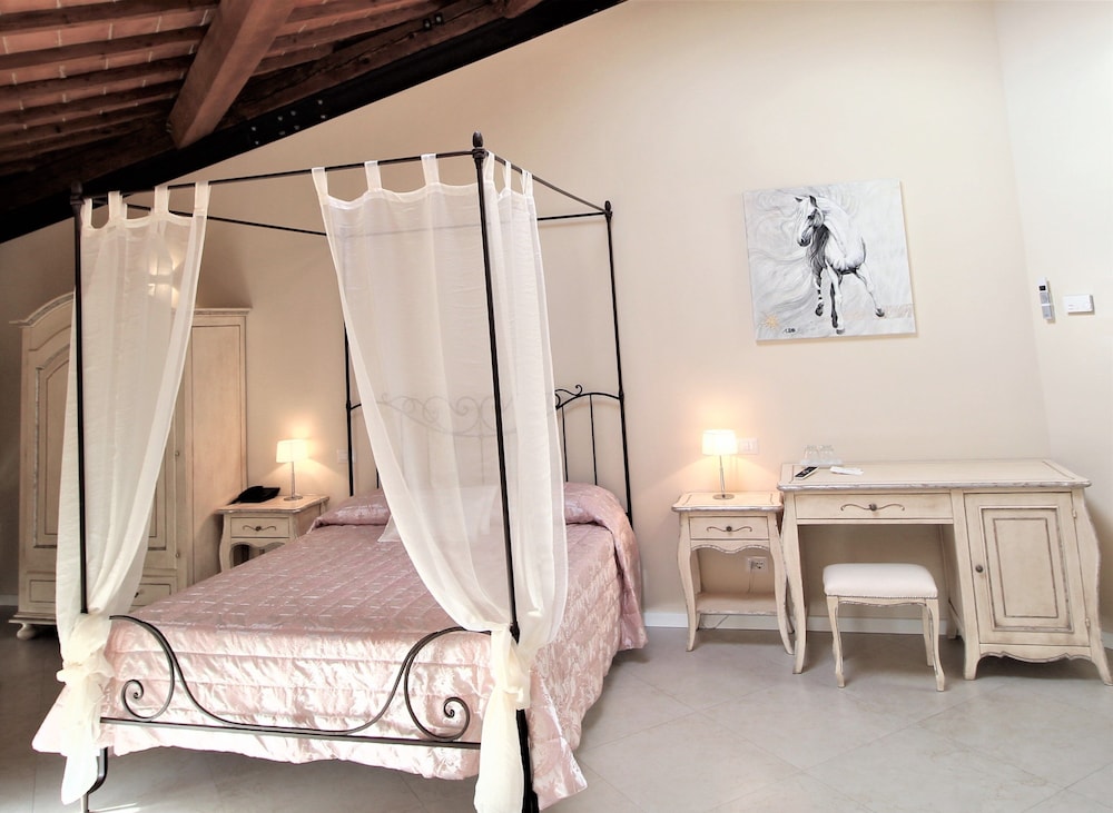 Villa Del Sole 12/72